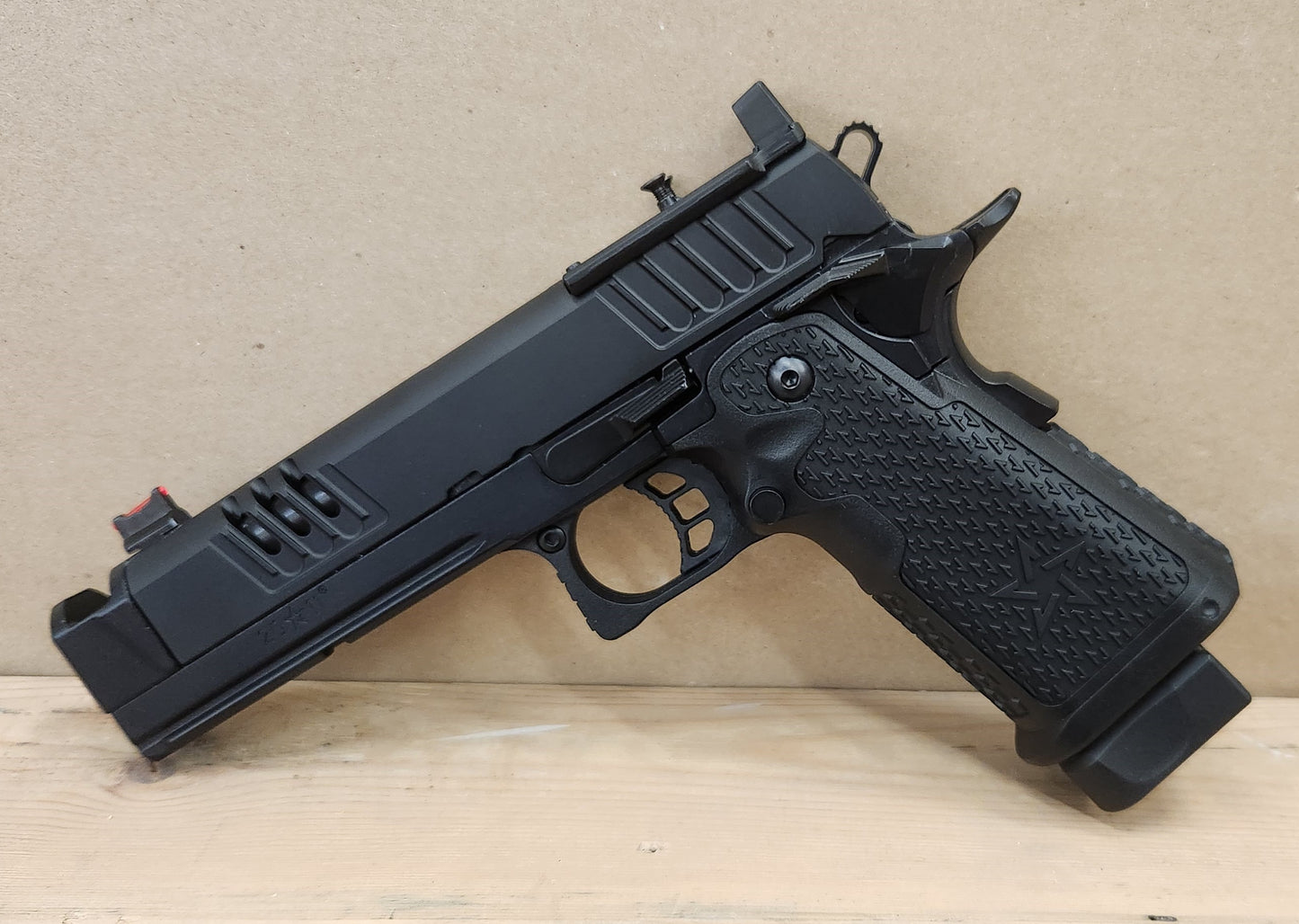 EMG Staccato Licensed XC 2011 CNC version Gas Blowback Airsoft Pistol (Consignment)