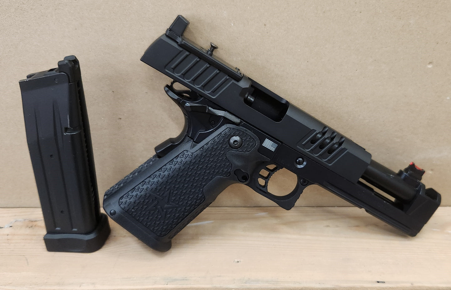 EMG Staccato Licensed XC 2011 CNC version Gas Blowback Airsoft Pistol (Consignment)