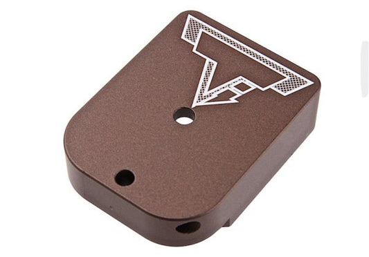 EMG / TTI Combat Master Magazine Base Plate for Hi-CAPA Gas Magazines (Model: Charging Port / Bronze)